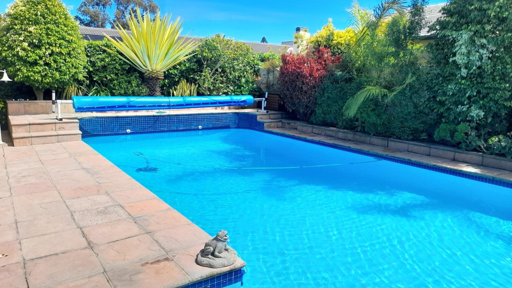 Meerendal Cottage-Affordable Luxury-Private Garden With Pool & Hot Tub Cape Town Ngoại thất bức ảnh