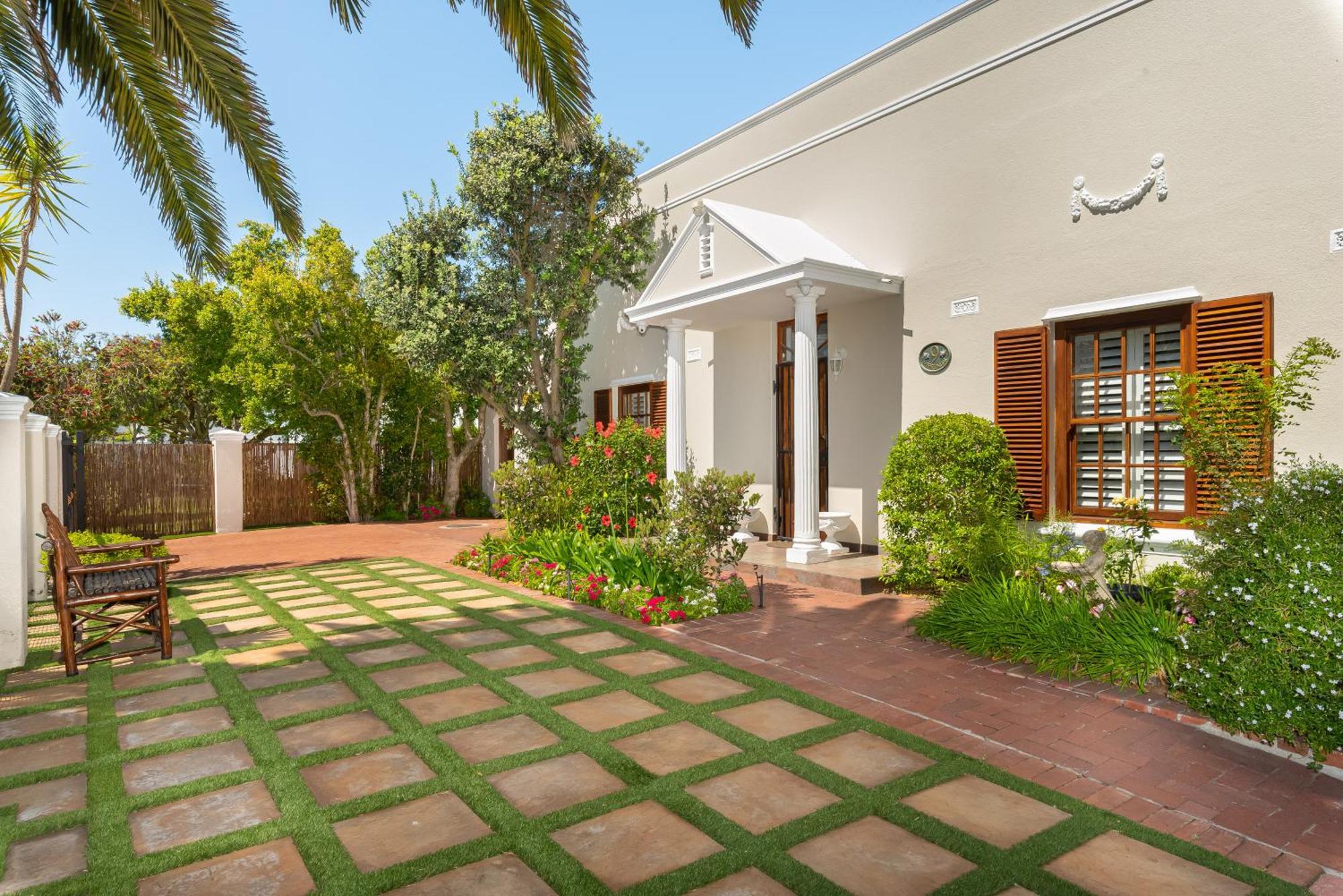 Meerendal Cottage-Affordable Luxury-Private Garden With Pool & Hot Tub Cape Town Ngoại thất bức ảnh