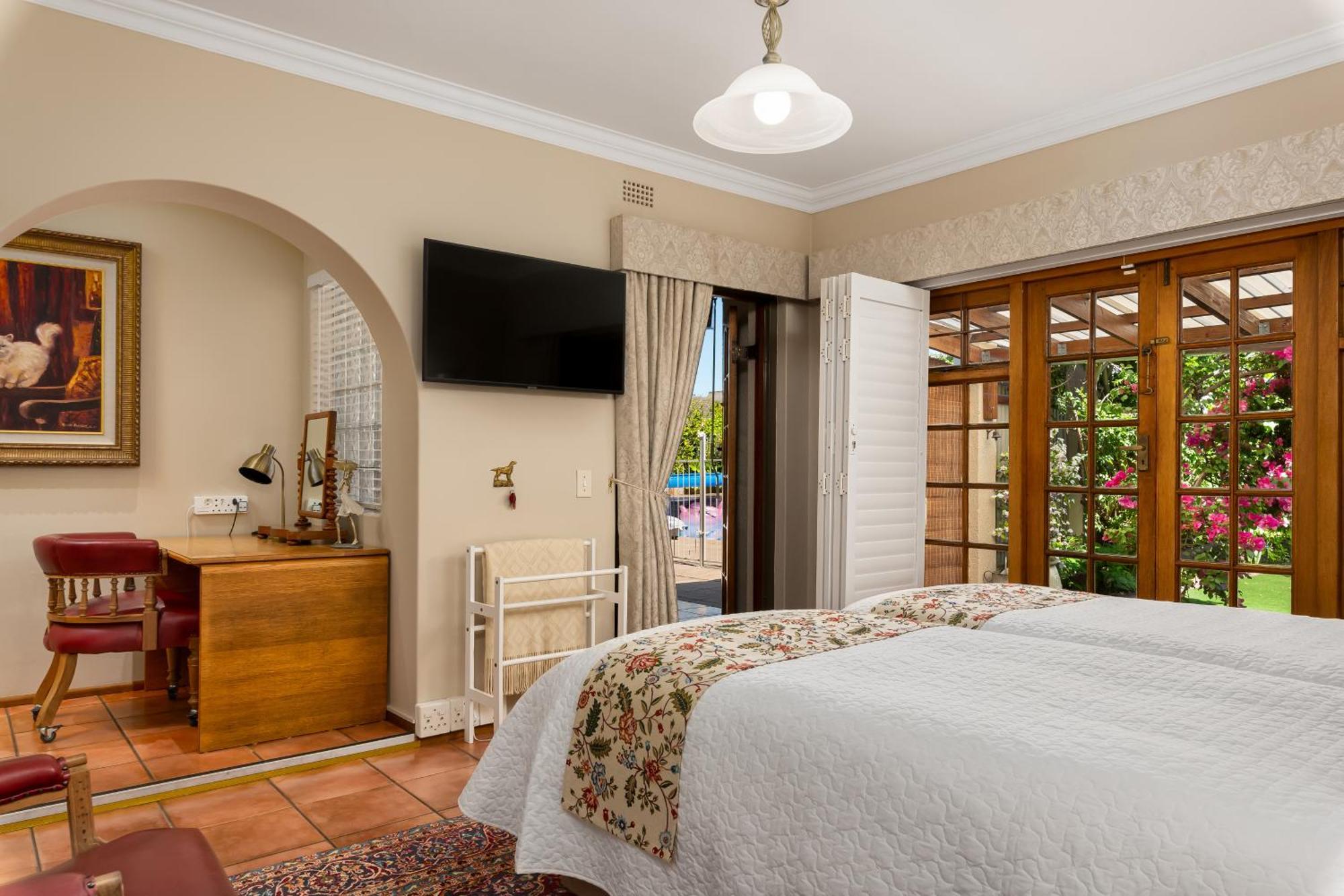 Meerendal Cottage-Affordable Luxury-Private Garden With Pool & Hot Tub Cape Town Ngoại thất bức ảnh