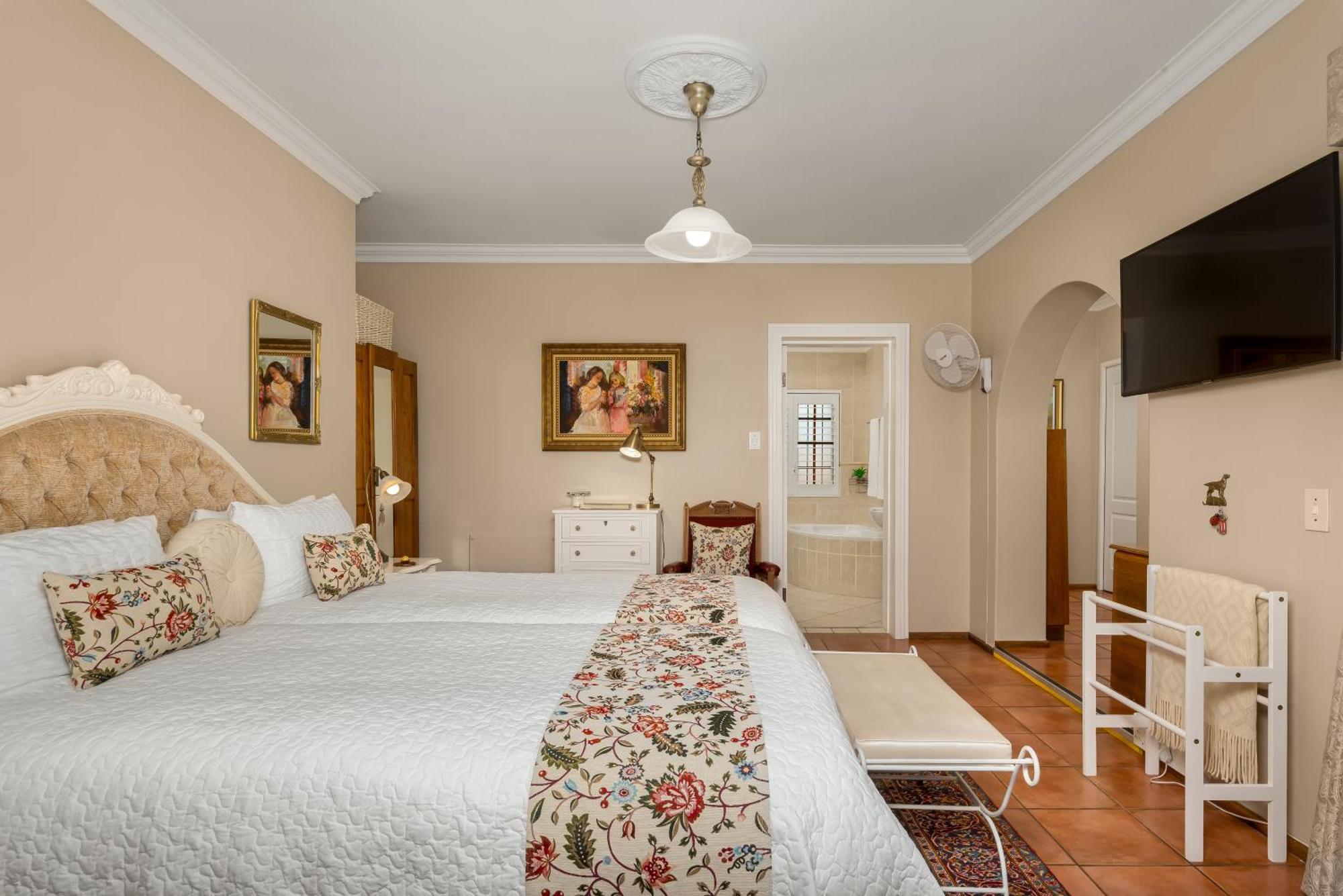 Meerendal Cottage-Affordable Luxury-Private Garden With Pool & Hot Tub Cape Town Ngoại thất bức ảnh